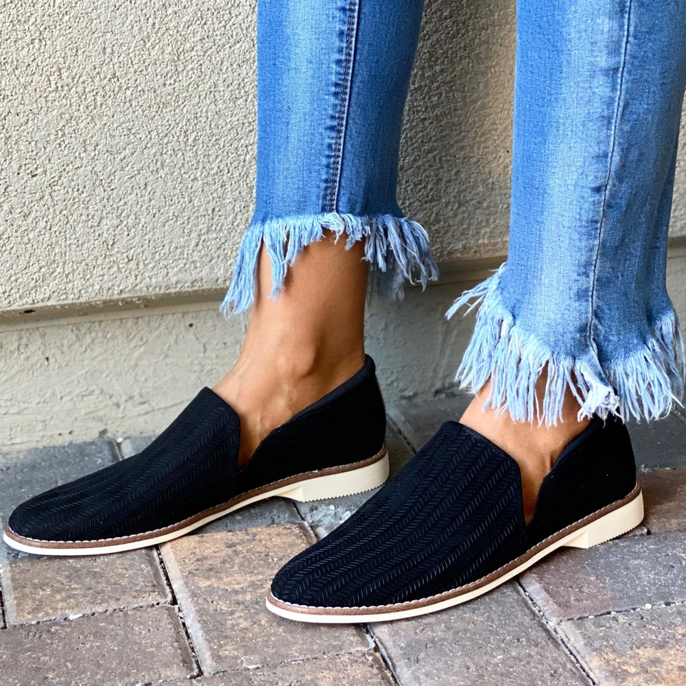 Black Perforated Slip-On Casual Boyfriend Loafers - Picture 7 of 12